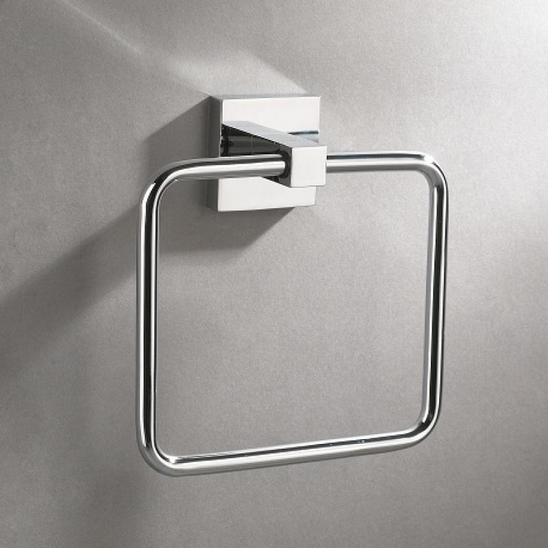 OSTAR Towel Ring Chrome