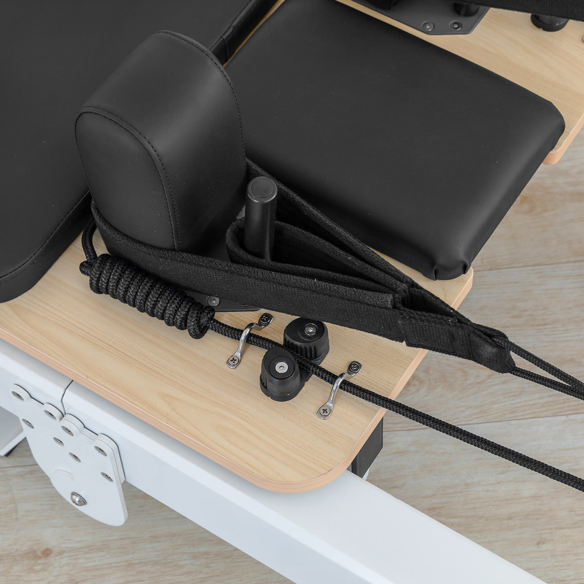 Contour Pro Folding Aluminium Pilates Reformer Machine (Black)