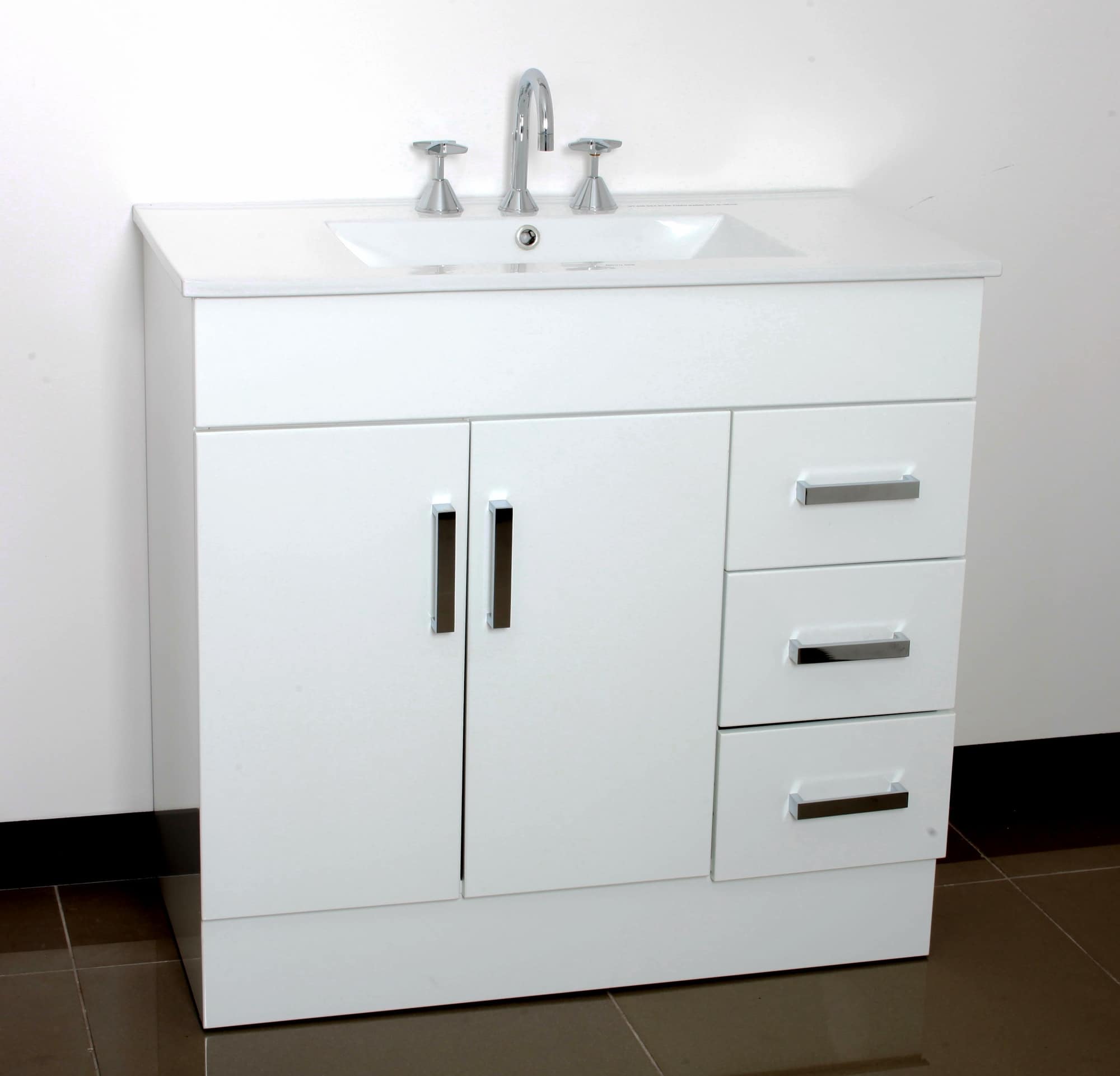 NOVO Vanity