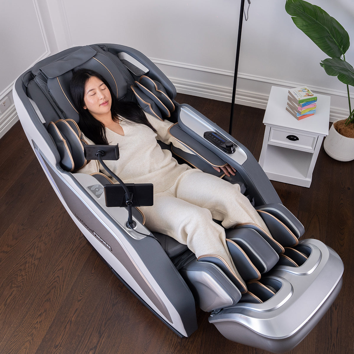 Regen8 LuxCloud Premiere - Premium Zero Gravity Massage Chair with Dual SL Rollers