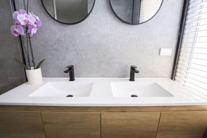 Concrete look bathroom cladding